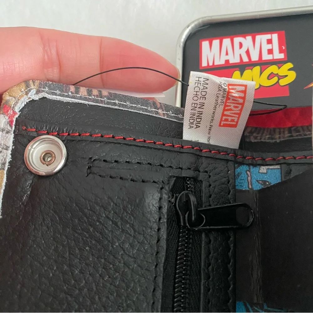 Marvel Captain America Chain Leather Wallet NEW